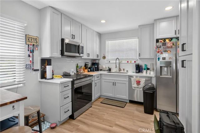 355 W Arrow, Upland, CA 91786