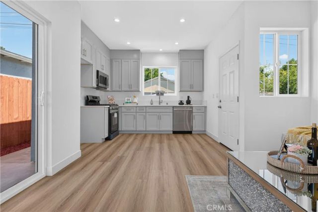 355 W Arrow, Upland, CA 91786