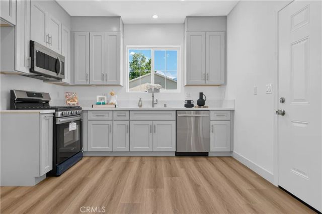 355 W Arrow, Upland, CA 91786