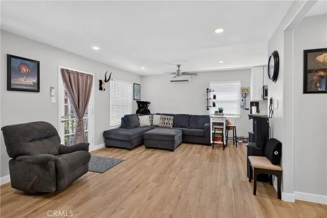 355 W Arrow, Upland, CA 91786