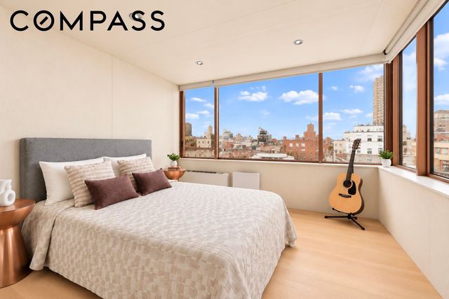 393 W 49th St Apt 6H, New York City, NY 10019