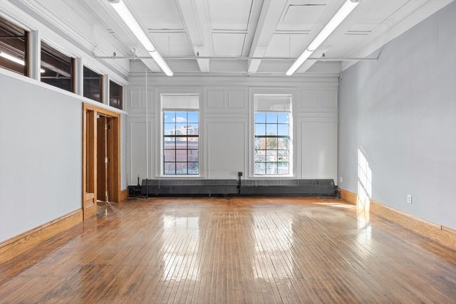 100 Grove St 303, Worcester, MA 01605