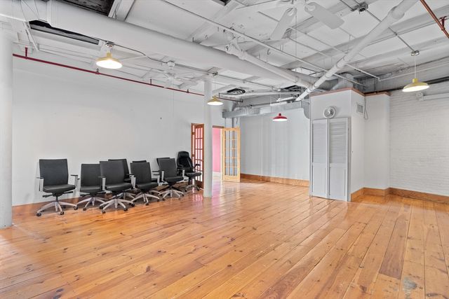 100 Grove St 303, Worcester, MA 01605