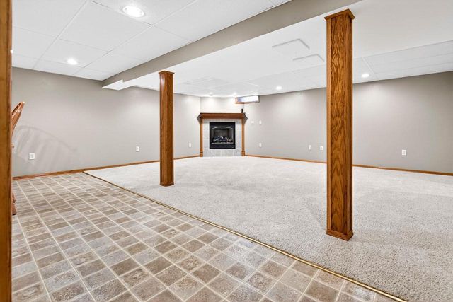 49 FAIRWAY COURT, Appleton, WI 54915
