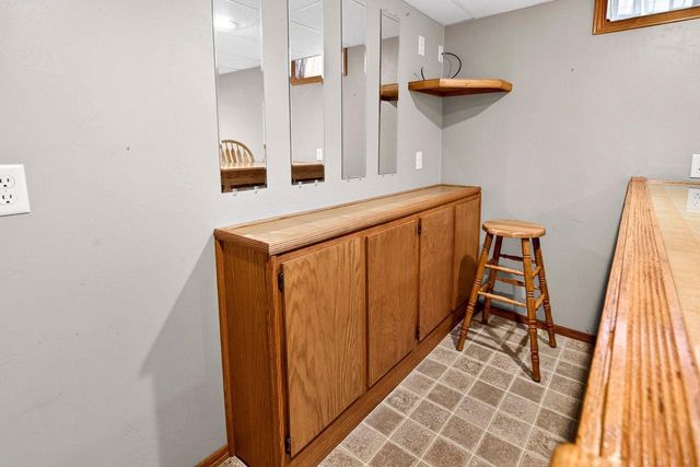 49 FAIRWAY COURT, Appleton, WI 54915