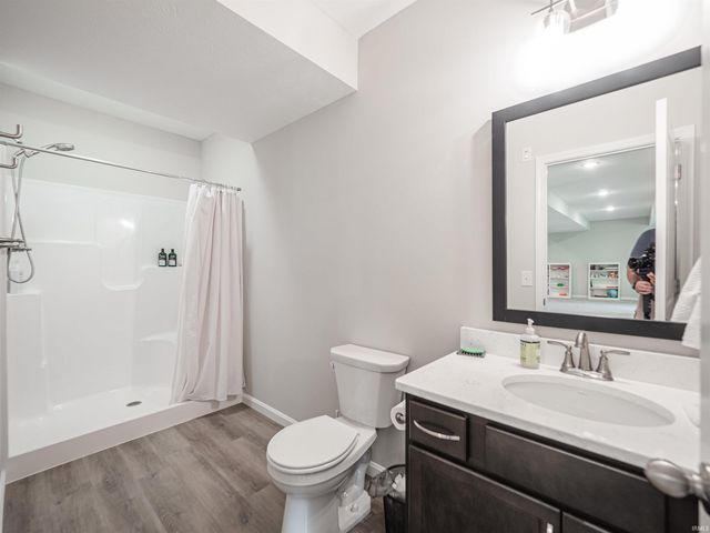 5502 Hillside Trail, Newburgh, IN 47630