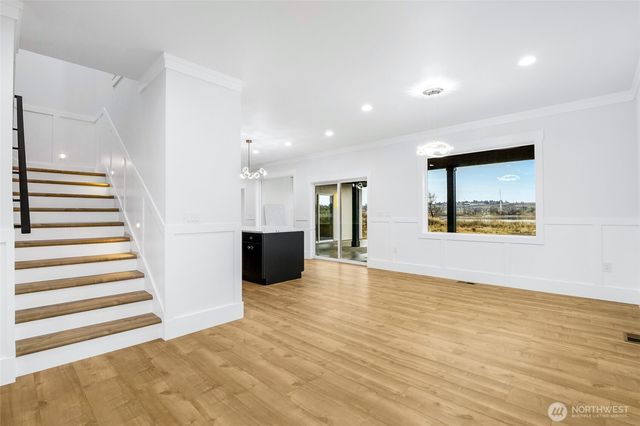 1515 W Lakeside Dr, Moses Lake, WA 98837