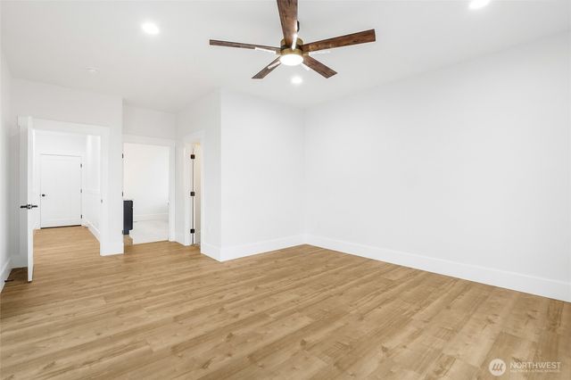 1515 W Lakeside Dr, Moses Lake, WA 98837