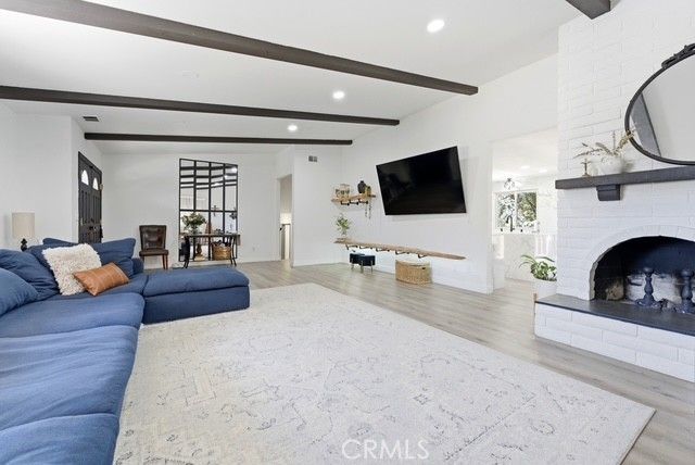 10658 Meadow Glen E, Escondido, CA 92026