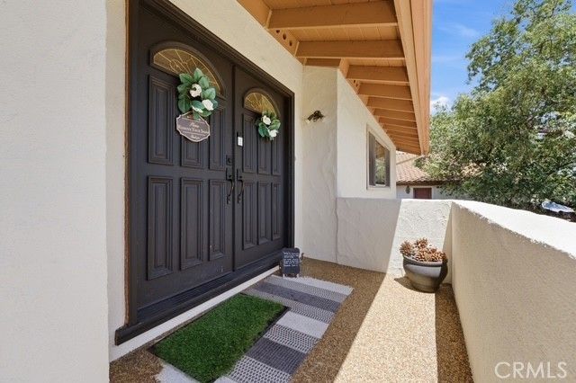10658 Meadow Glen E, Escondido, CA 92026