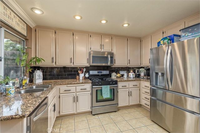 31370 Willowood Way, Menifee, CA 92584