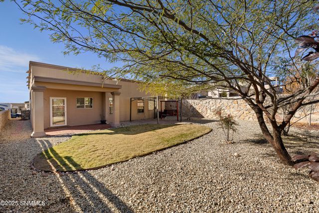 3053 Rio Arriza Loop, Las Cruces, NM 88012