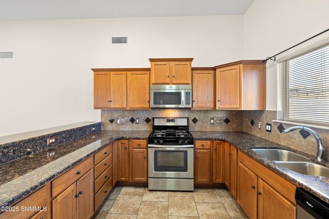 3053 Rio Arriza Loop, Las Cruces, NM 88012