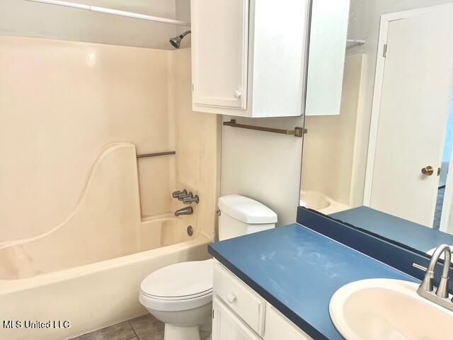 1710 James Buchanan Drive, Biloxi, MS 39531