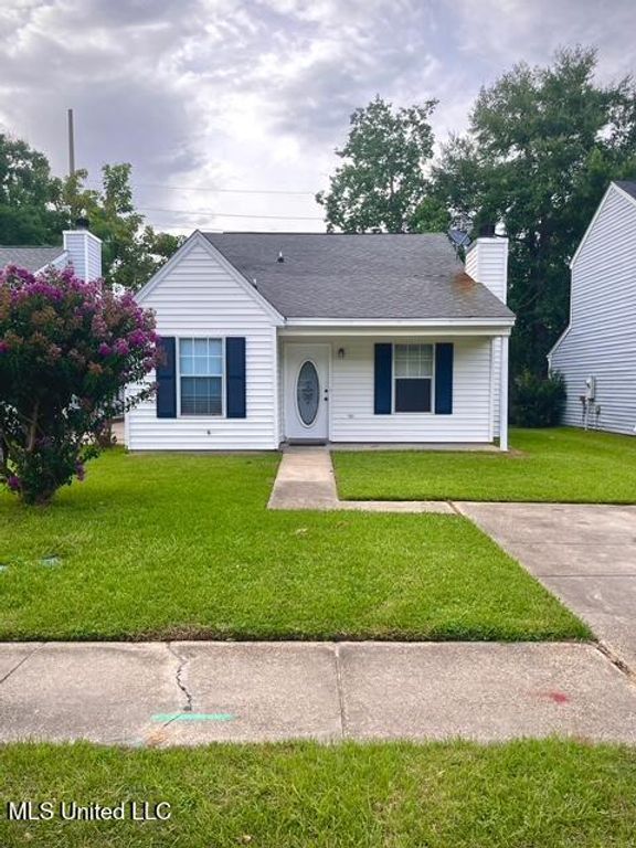 1710 James Buchanan Drive, Biloxi, MS 39531