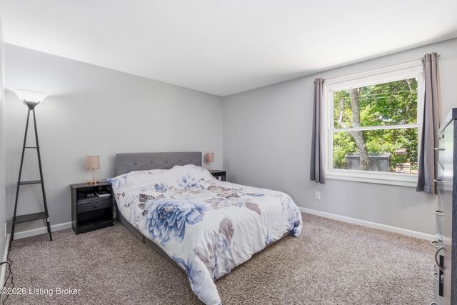 12007 Halifax Dr, Louisville, KY 40245