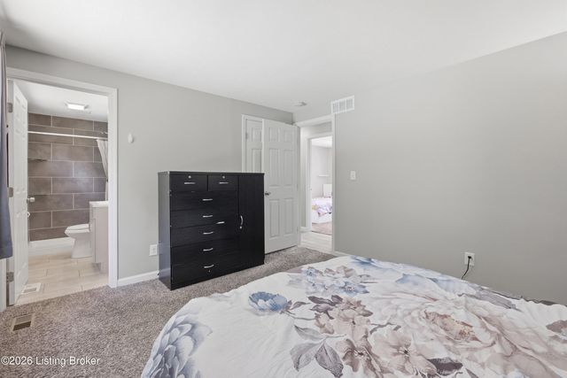 12007 Halifax Dr, Louisville, KY 40245