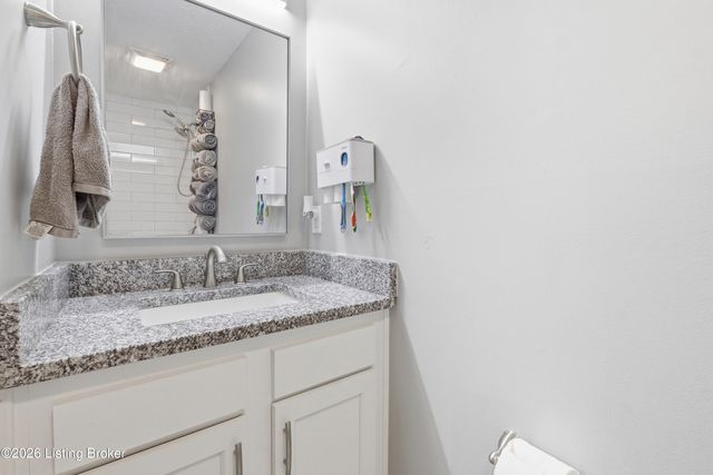 12007 Halifax Dr, Louisville, KY 40245
