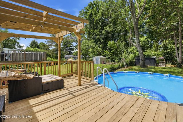 12007 Halifax Dr, Louisville, KY 40245