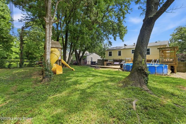 12007 Halifax Dr, Louisville, KY 40245