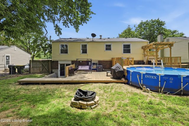 12007 Halifax Dr, Louisville, KY 40245