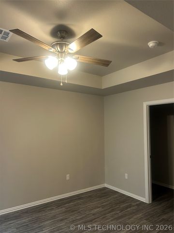 3225 Seabiscuit Street, Durant, OK 74701