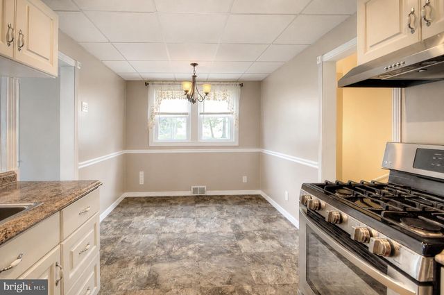 102 WOODLYNNE AVE, Pitman, NJ 08071