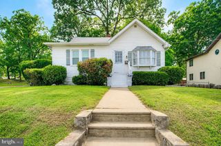 102 WOODLYNNE AVE, Pitman, NJ 08071