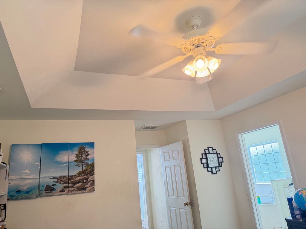 Image 14 of property listing at 2648 Heathrow Drive, Tallahassee, FL 32312