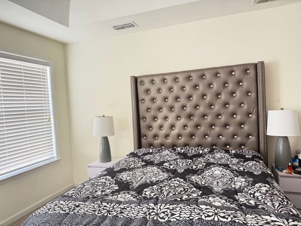 Image 15 of property listing at 2648 Heathrow Drive, Tallahassee, FL 32312