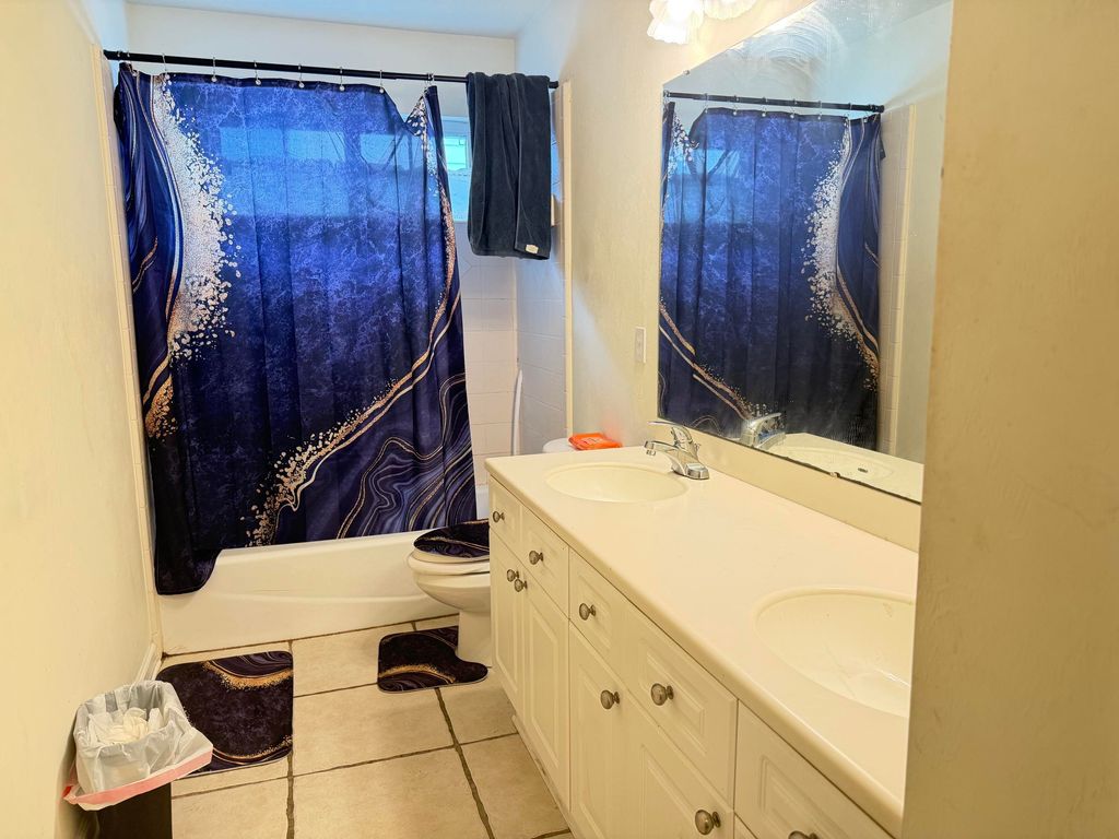 Image 19 of property listing at 2648 Heathrow Drive, Tallahassee, FL 32312