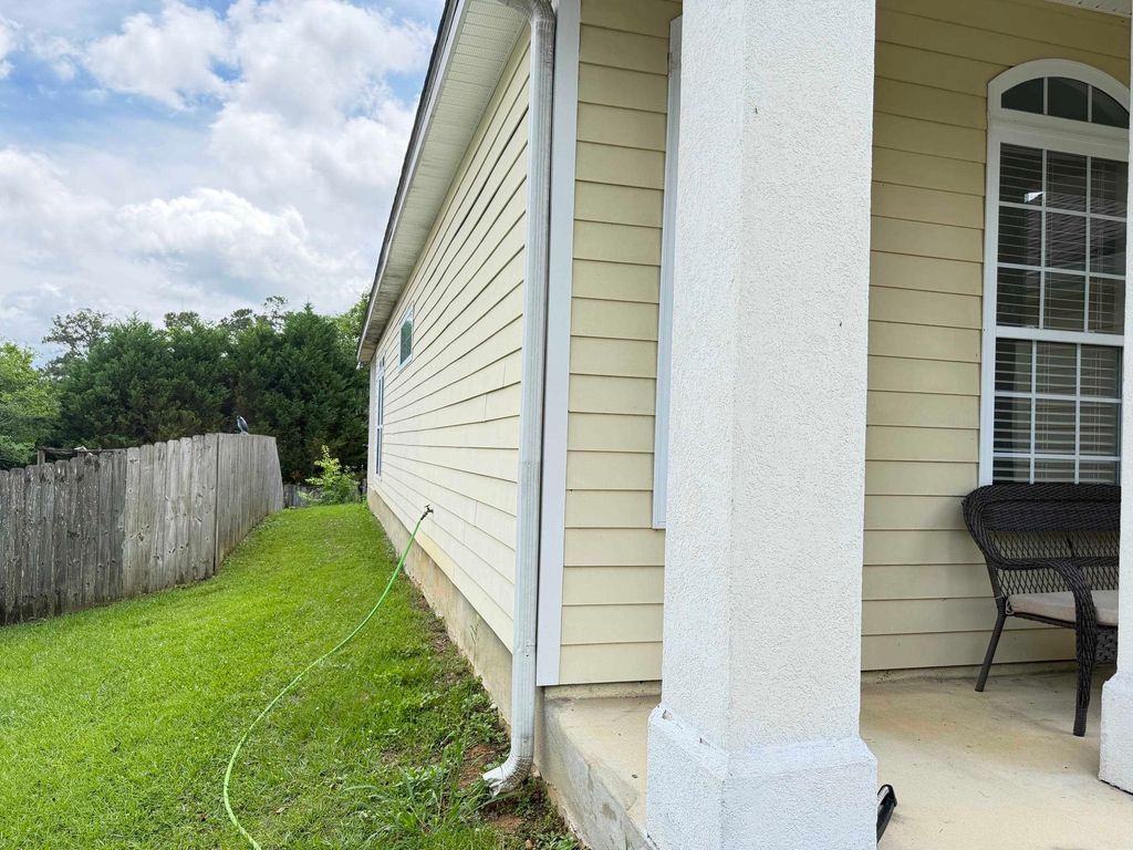 Image 6 of property listing at 2648 Heathrow Drive, Tallahassee, FL 32312