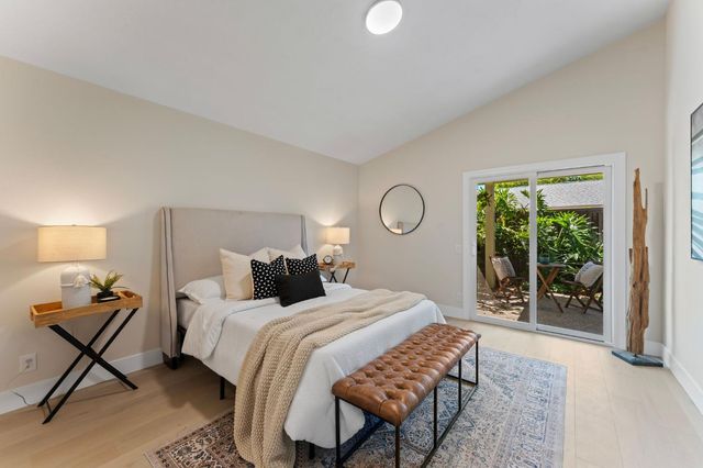 223 River Run Cir, Sacramento, CA 95833