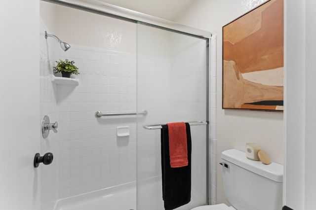 223 River Run Cir, Sacramento, CA 95833