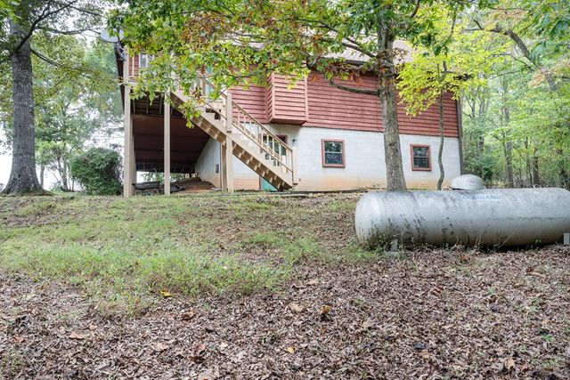 1544 Country Walk, Murphy, NC 28906