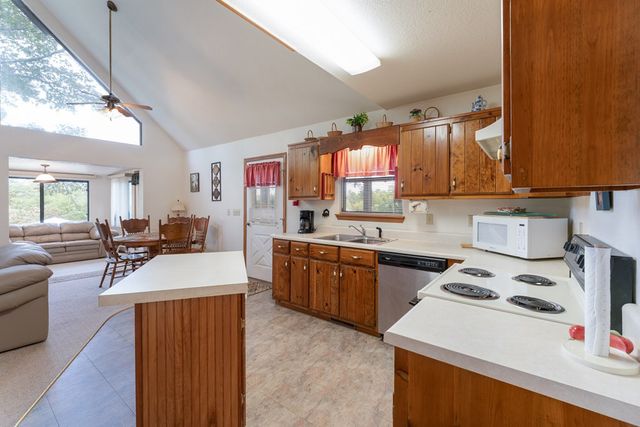1544 Country Walk, Murphy, NC 28906