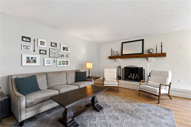 9701 Wax Wing Point, Washington Twp, OH 45458