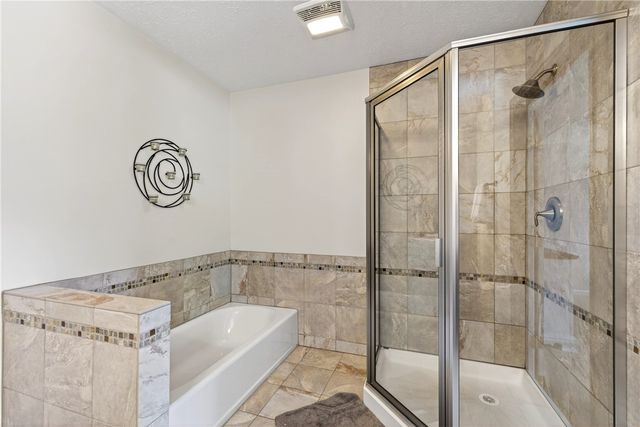 9701 Wax Wing Point, Washington Twp, OH 45458