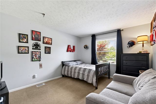 9701 Wax Wing Point, Washington Twp, OH 45458