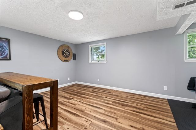 9701 Wax Wing Point, Washington Twp, OH 45458