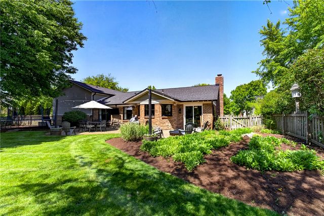 9701 Wax Wing Point, Washington Twp, OH 45458