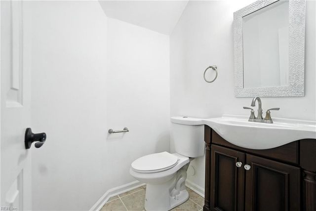 4825 Haymarket DR, Virginia Beach, VA 23462
