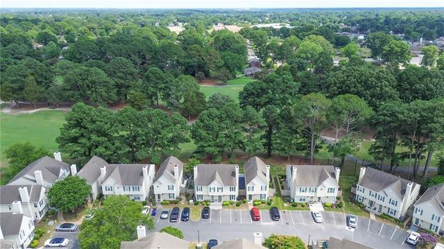 4825 Haymarket DR, Virginia Beach, VA 23462