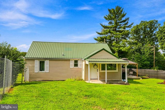 1405 ANDMORE ST, Morgantown, WV 26505
