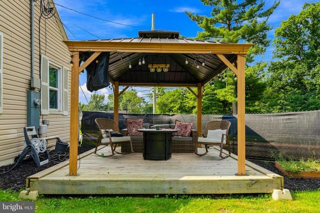 1405 ANDMORE ST, Morgantown, WV 26505