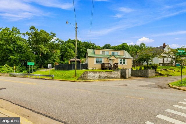 1405 ANDMORE ST, Morgantown, WV 26505