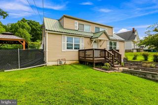 1405 ANDMORE ST, Morgantown, WV 26505