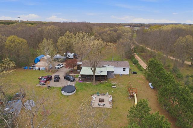 361 Elk AVENUE, Oxford, WI 53952