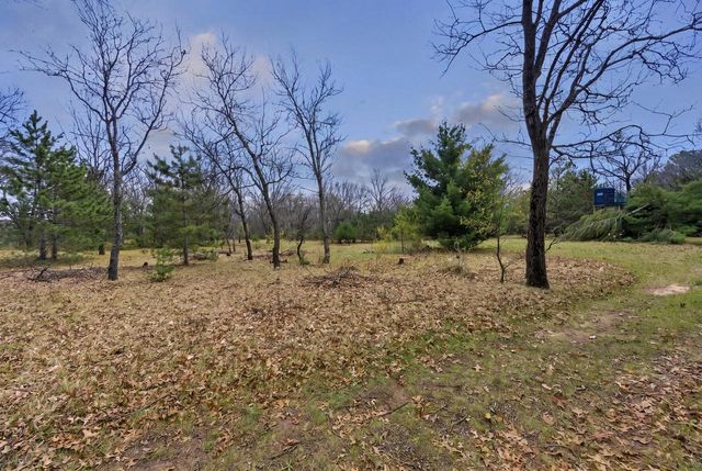 361 Elk AVENUE, Oxford, WI 53952