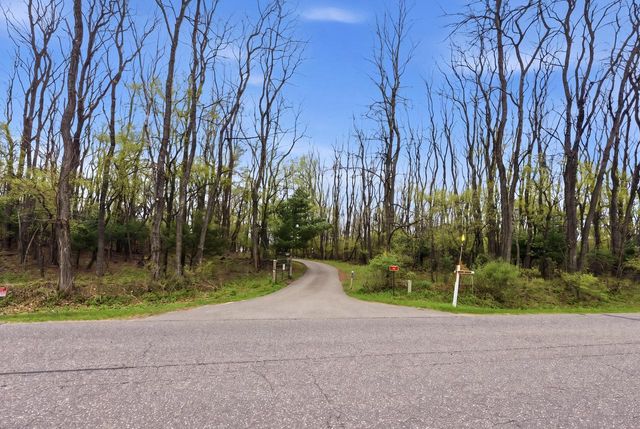 361 Elk AVENUE, Oxford, WI 53952